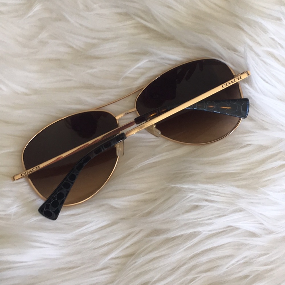 COACH aviator sunglasses - Picture 3 of 5